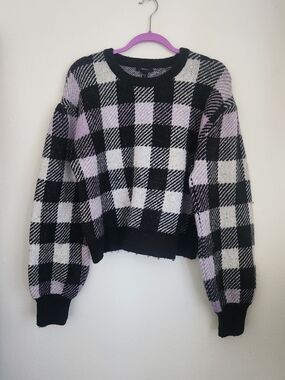 Forever 21 Black, White & Lavender Check Crewneck Sweater